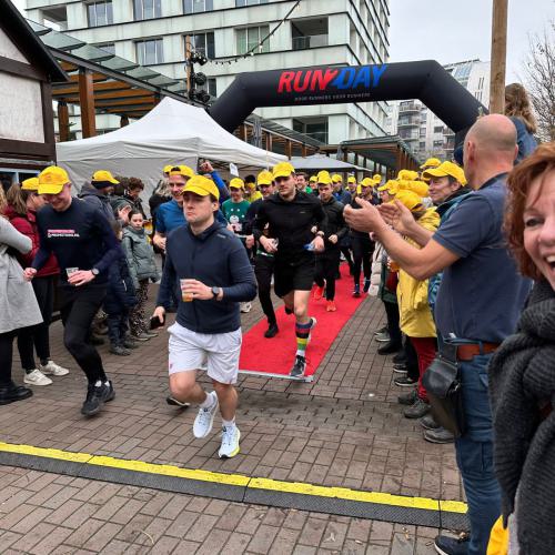Bierrun en -walk voor Serious Request